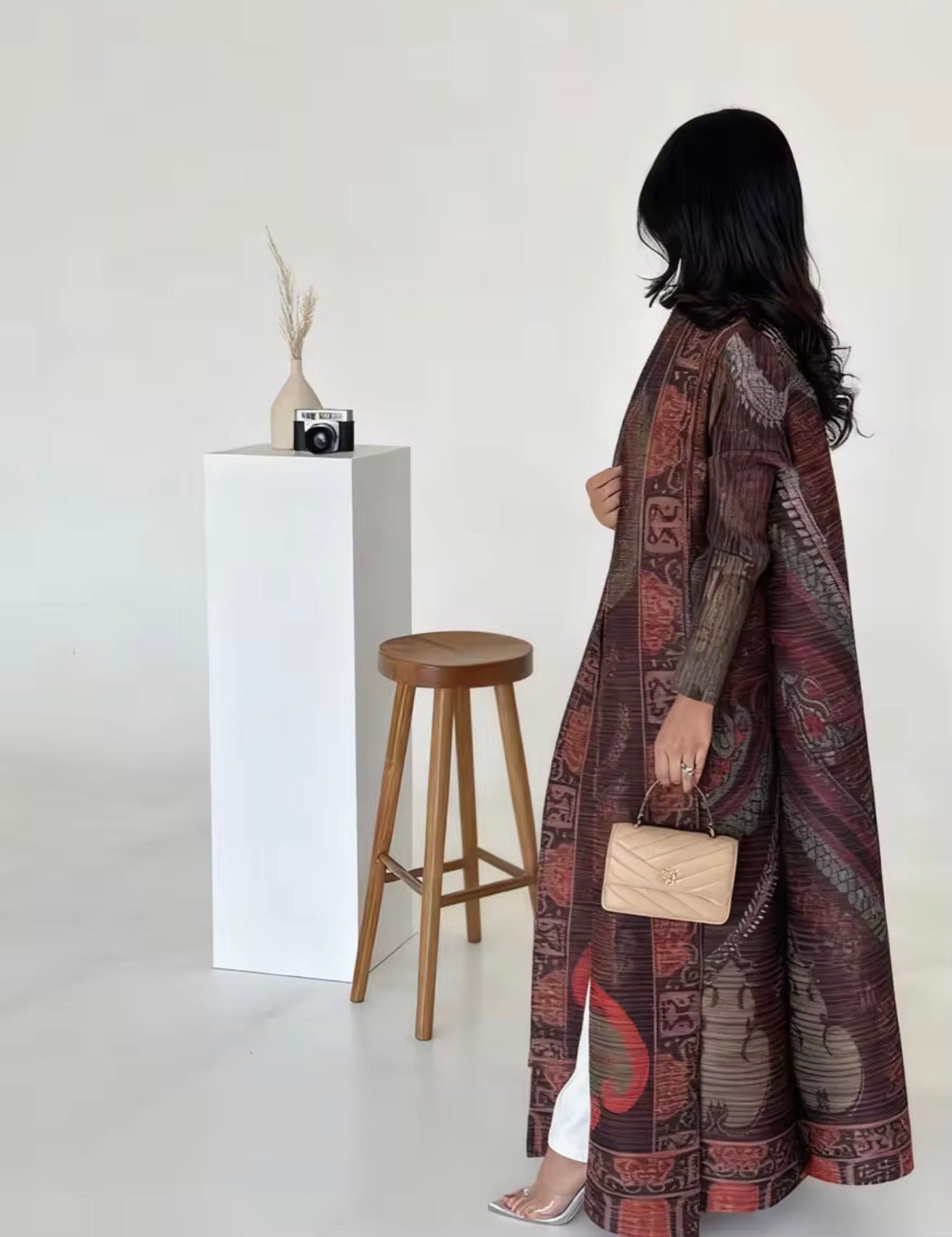 Emirati Pleated Abaya