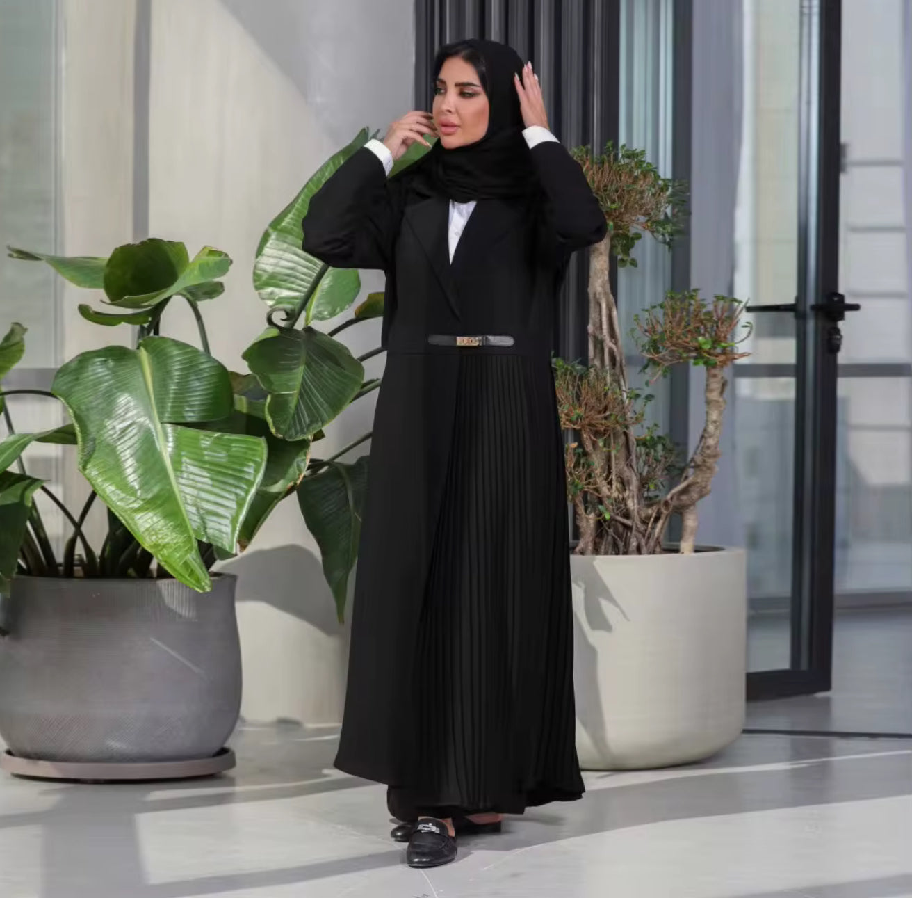 Pleated Coat Abaya
