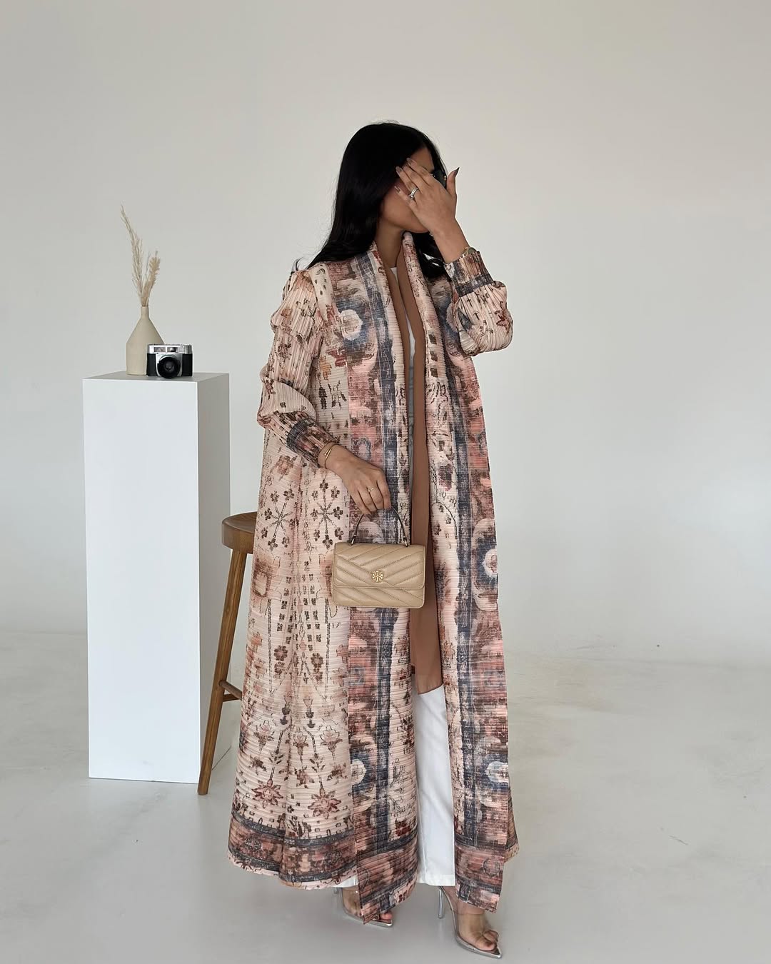 Emirati Pleated Abaya