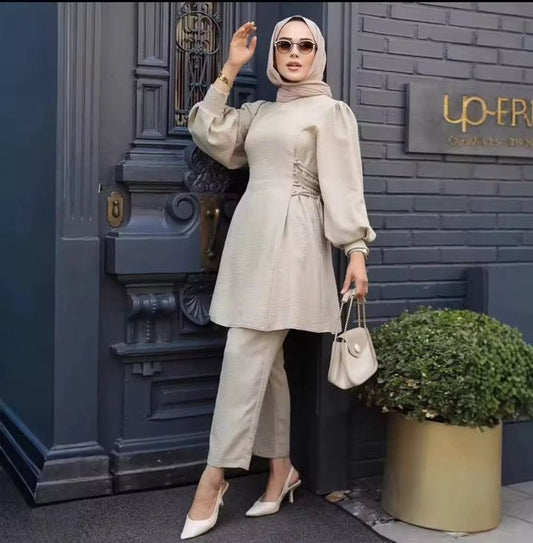Co-ord Set with lace (2 pieces)